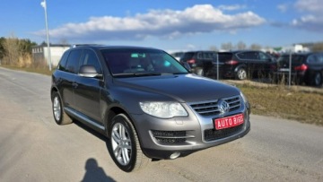 Volkswagen Touareg I 3.0 TDI 240KM 2008 Volkswagen Touareg 4X4 Duża Navi Automat, zdjęcie 2