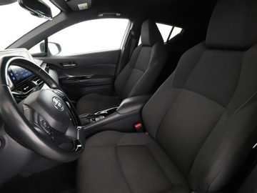 Toyota C-HR I Crossover 1.8 Hybrid 122KM 2019 Toyota C-HR navi kamera grzane fotele ACC, zdjęcie 12