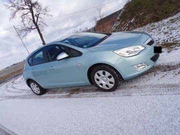 Opel Astra J Hatchback 5d 1.4 Twinport ECOTEC 100KM 2010 OPEL ASTRA J 1,4 BENZ 116000 TYS KM AUTO Z NIEMIEC, zdjęcie 2