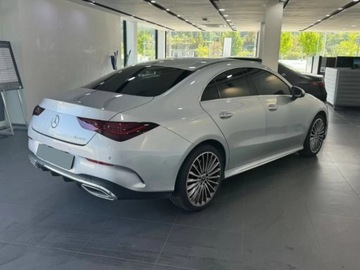 Mercedes CLA C118/X118 Coupe Facelifting 2.0 220 190KM 2025 220 4-Matic AMG Line Sedan 2.0 (190KM) 2025, zdjęcie 3