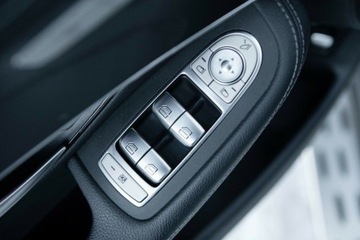 Mercedes GLC C253 SUV Facelifting 2.0 200d 163KM 2020 Mercedes-Benz GLC 200d 4Matic Salon PL Autotrade Mercedes-Benz 2.0, zdjęcie 15