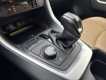 Toyota RAV4 V SUV 2.5 Hybrid Dynamic Force 222KM 2021 Toyota RAV4 2.5 Hybrid Executive 4x4 V (2018-) Toy, zdjęcie 17