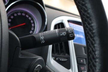 Opel Astra J Hatchback 5d 1.6 Turbo ECOTEC 180KM 2009 Opel Astra 1.6 T, Navi, Xenon, Klima, Klimatronic, zdjęcie 19