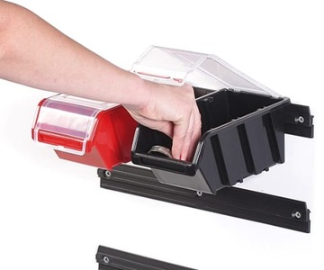 Набор 20 контейнеров для хранения с крышками.