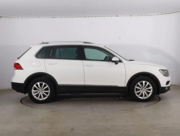 Volkswagen Tiguan II SUV 1.4 TSI 150KM 2018 VW Tiguan 1.4 TSI, 4X4, DSG, Klima, Klimatronic, zdjęcie 5
