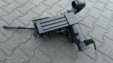 VW SCIROCCO OBUDOWA FILTRA POWIETRZA 3C0129607 3C0129601