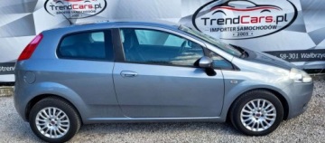 Fiat Punto Grande Punto Hatchback 5d 1.4 16V 95KM 2009 Fiat Grande Punto 1.4 benzyna 95 KM Klima bezwypadkowy oplacony 1.4 95KM, zdjęcie 3