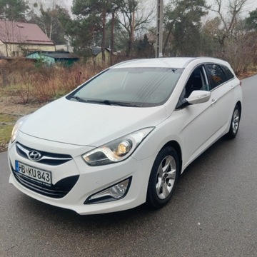 Hyundai i40 Kombi 1.7 CRDi HIGH 136KM 2015 Hyundai i40 Hyundai i40 1.7 CRDI Jeden Wlasciciel Niski Przebieg LED
