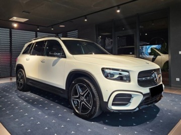 Mercedes GLB SUV 2.0 200d 150KM 2025 Od ręki - 200 d (150KM) AMG Line | Hak holowniczy + MULTIBEAM LED, zdjęcie 1