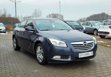 Opel Insignia I Sedan 1.6 Twinport ECOTEC 115KM 2009 Opel Insignia 1,6 Ben 115 KM Ksenon 1.6 Benzyna 115KM, zdjęcie 1