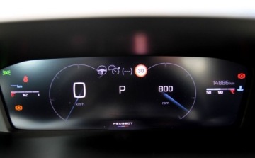 Peugeot 2008 II SUV Facelifting 1.2 PureTech 130KM 2024 Peugeot 2008 PureTech 130 Allure SS EAT8 2024 Polift SalonPLGwarancja od, zdjęcie 19