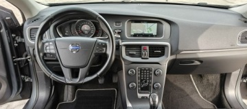 Volvo V40 II Hatchback 1.6 D2 115KM 2015 Volvo V40 1,6Hdi 115KM Skóra Navi Parktronik, zdjęcie 7