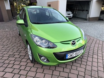 Mazda 2 II Hatchback 5d Facelifting 1.5 MZR 102KM 2013 Mazda 2 Wersja SPORT 1.5 102KONIE 1WŁAŚCICIEL TYLKO 137tyś 2013 Lift 5DRZWI, zdjęcie 2