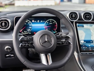 Mercedes GLC C254/X254 Coupe 2.0 220d 197KM 2025 MERCEDES-BENZ GLC 220 d 4-Matic AMG Line 2.0(197KM) 2025, zdjęcie 9