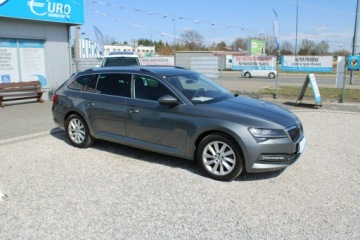 Skoda Superb III Kombi Facelifting 2.0 TDI SCR 150KM 2022 Škoda Superb Skoda Superb Style DSG Kamera, zdjęcie 4