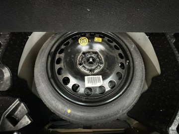 Opel Astra J Sports Tourer Facelifting 2.0 CDTI ECOTEC 165KM 2013 Opel Astra Sport Tourer 2.0 CDTI 165 KM 2013r. Xen, zdjęcie 25