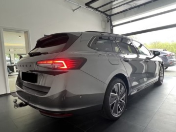 Skoda Superb IV Kombi Plug-in 1.5 TSI iV Plug-In 204KM 2026 SKODA Superb Sportline 1.5 TSI Plug-in Hybrid DSG 204KM 2026, zdjęcie 3