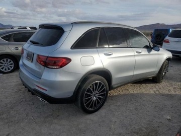 Mercedes GLC C254/X254 2022 Mercedes-Benz GLC 2022, 2.0L, od ubezpieczalni, zdjęcie 2