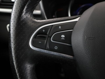 Renault Kadjar Crossover Facelifting 1.3 TCe 140 FAP 140KM 2021 Renault Kadjar Black Edition alcantara navi kamera, zdjęcie 31