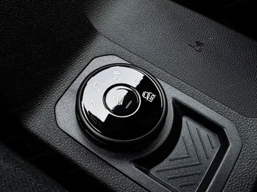 Dacia Bigster 1.2 TCe 130KM 2025 Od ręki - Essential 4x4 1.2 TCe mHEV 130KM, zdjęcie 13