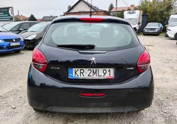 Peugeot 208 I 2017 Peugeot 208 2017r, 1.2 Benzyna. Lekko uszkodzony przod. Jezdzi. 1.2 80KM, zdjęcie 17