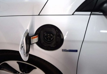 Hyundai IONIQ Hatchback 1.6 GDi 141KM 2019 Hyundai IONIQ 1.6 Hybryda Plug-in 141KM, zdjęcie 34