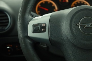 Opel Corsa D Hatchback 1.3 CDTI ecoFLEX 95KM 2011 Opel Corsa 1.3 CDTI, HAK, El. szyby, zdjęcie 13