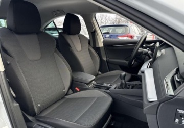 Skoda Octavia IV Liftback 1.5 TSI EVO 150KM 2024 Skoda Octavia SalonPL 1.5TSI 150KM Selection SerwisASO Virtual Matrix Kess, zdjęcie 14