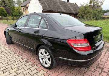 Mercedes Klasa C W204 Limuzyna 1.8 180 K 156KM 2010 Mercedes-Benz Klasa C Parktronik przod tyl Podgrzewane fotele pol-skora el, zdjęcie 4