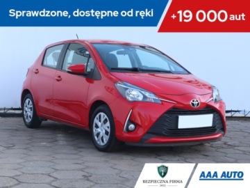 Toyota Yaris III Hatchback 5d Facelifting 2017 1.5 Dual VVT-iE 111KM 2017 Toyota Yaris 1.5 Dual VVT-i, Salon Polska