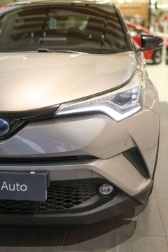 Toyota C-HR I Crossover 1.8 Hybrid 122KM 2016 Toyota C-HR 1.8 Hybrid Dynamic 1.8 Hybryda 122KM, zdjęcie 10