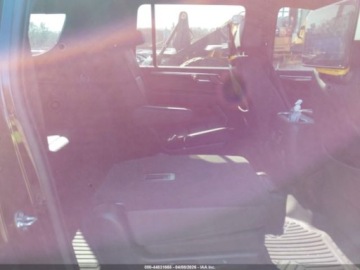 Chevrolet Suburban GMT900 2025 Chevrolet Suburban 4wd Rst, 2025r., 4x4, 5.3L 5.3 Benzyna 355KM, zdjęcie 9