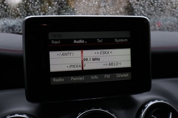 Mercedes GLA I Off-roader 1.6 200 156KM 2015 Mercedes GLA GLA 200, Automat, Skóra, Navi, Xenon, zdjęcie 12