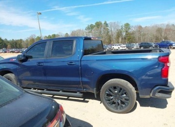 Chevrolet Silverado II 2023 Chevrolet Silverado 2023, 5.3L, 4x4, SHORT BED RST, od ubezpieczalni, zdjęcie 3