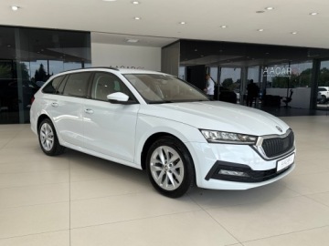 Skoda Octavia IV Kombi 2.0 TDI 115KM 2022 Skoda Octavia Ambition / 1 właściciel / Salon Pols, zdjęcie 4