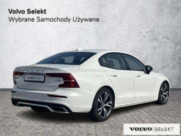 Volvo S60 III Sedan 2.0 T4 190KM 2020 Volvo S60 FV23% SalonPL T4 RDesign High Beam BLIS, zdjęcie 5