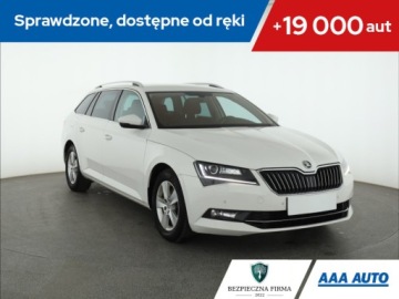 Skoda Superb III Kombi 1.8 TSI 180KM 2017 Skoda Superb 1.8 TSI, Salon Polska, Serwis ASO