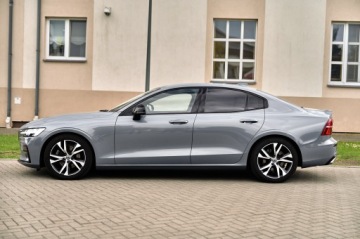 Volvo S60 III 2022 R-DESIGN__ 5 SZTUK W OFERCIE, zdjęcie 9