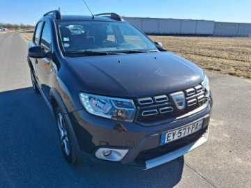 Dacia Sandero II Hatchback 5d Facelifting 0.9 TCe 90KM 2018 Dacia Sandero Stepway Stepway, zdjęcie 4