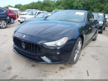 Maserati Ghibli III 2022 Maserati Ghibli Modena 2022 3.0l 3.0 Benzyna 424KM, zdjęcie 1
