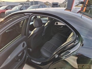 Mercedes Klasa E W213 Limuzyna Facelifting 2.0 E220d 194KM 2021 Mercedes-Benz Klasa E E220 d 194KM panorama navi digital lift alu skora gr, zdjęcie 10