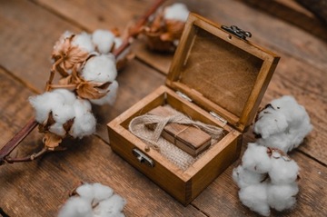 Деревянная коробка, флешка USB 3.0 емкостью 32 ГБ