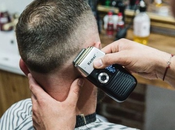 МУЖСКАЯ БЕСПРОВОДНАЯ ЭЛЕКТРИЧЕСКАЯ БРИТВА KM-2026