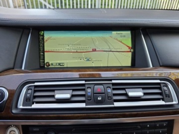 BMW Seria 7 F01 Sedan Facelifting 730d 258KM 2012 BMW 7 730d xDrive 3.0l diesel 258KM xDrive AWD/4X4 8 lat w jednych rękach, zdjęcie 13