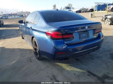 BMW Seria 5 G30-G31 2021 BMW M5 2021, 4.4L, 4x4, M550I 4.4 Benzyna 523KM, zdjęcie 6