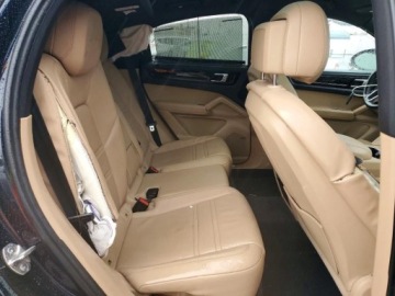 Porsche Cayenne III 2020 Porsche Cayenne Coupe 2020 3.0 Benzyna 335KM, zdjęcie 10