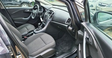 Opel Astra J Sports Tourer Facelifting 1.4 Turbo ECOTEC 120KM 2013 Opel Astra BENZYNA super okazja LIFT polecamy 1.4 Benzyna 120KM, zdjęcie 34