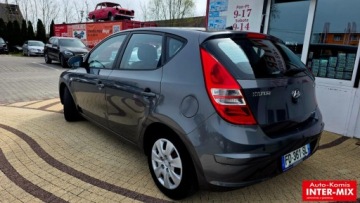 Hyundai i30 I Hatchback 1.6 CRDi 90KM 2008 Hyundai i30 1,6 crdi 1.6 Diesel 90KM, zdjęcie 3