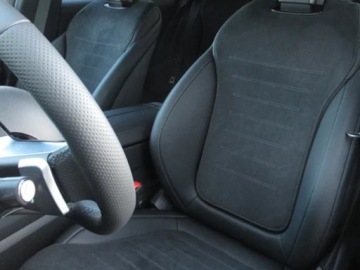 Mercedes GLC C254/X254 Coupe 2.0 220d 197KM 2026 MERCEDES-BENZ GLC 220 d 4-Matic AMG Line 2.0 (197KM) 2026, zdjęcie 7