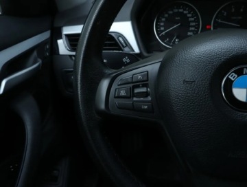 BMW X1 F48 2018 BMW X1 sDrive18i, Salon Polska, Serwis ASO, zdjęcie 17